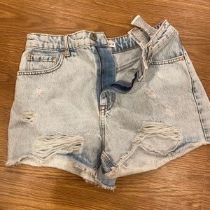 Brand new size 6, never worn